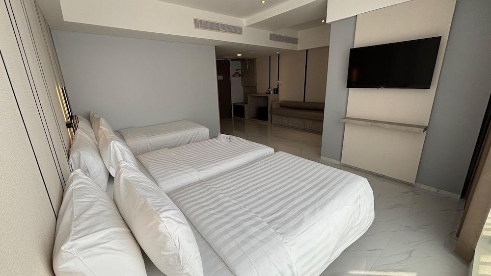 Premier Twin Room