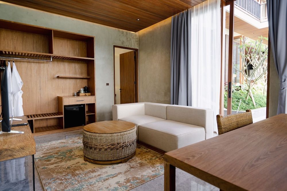 Lawangkala Resort by ARM One Hundred Premium Room 10