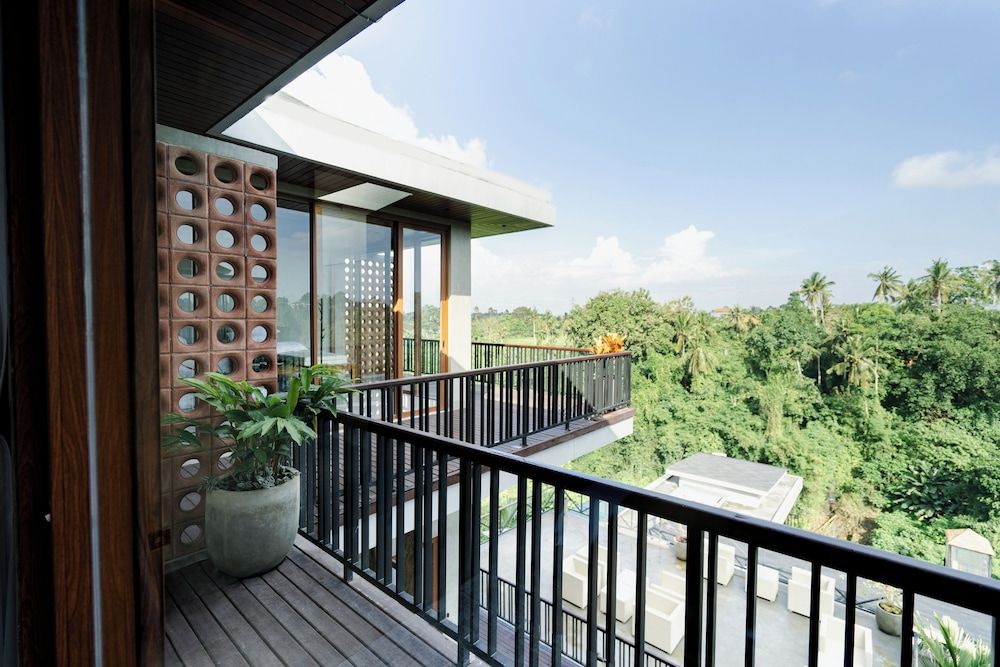 Lawangkala Resort by ARM One Hundred Panoramic Double Room 5