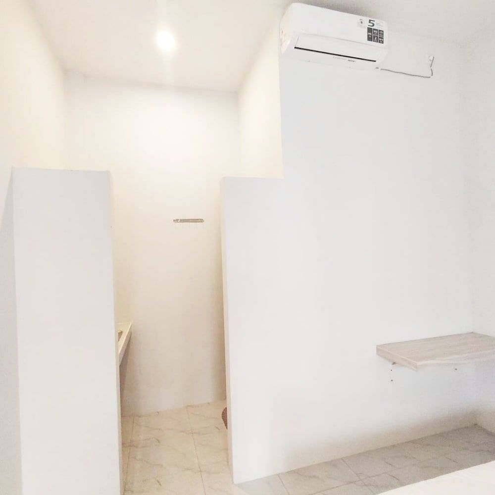 Savira Homestay Labuan Bajo Standard Double Room 15