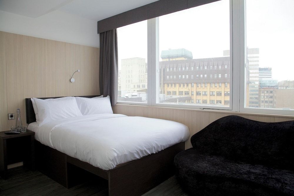 Superior Queen Room