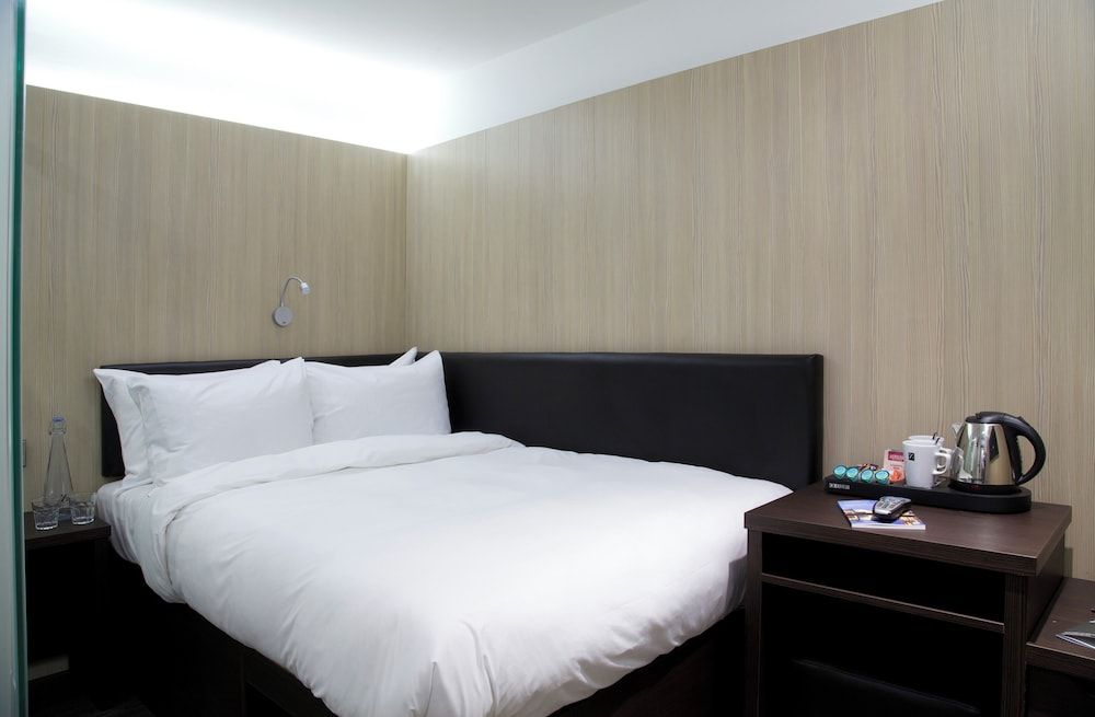 The Z Hotel Liverpool Double Room, No Windows 2