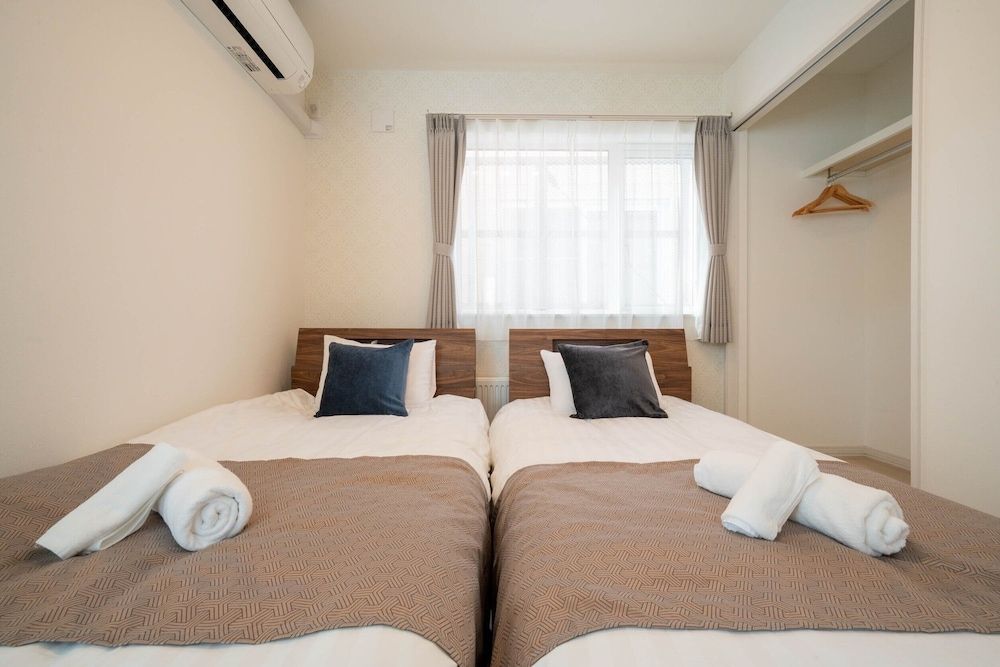 THE LUNA LOUNGE Family Villa 15