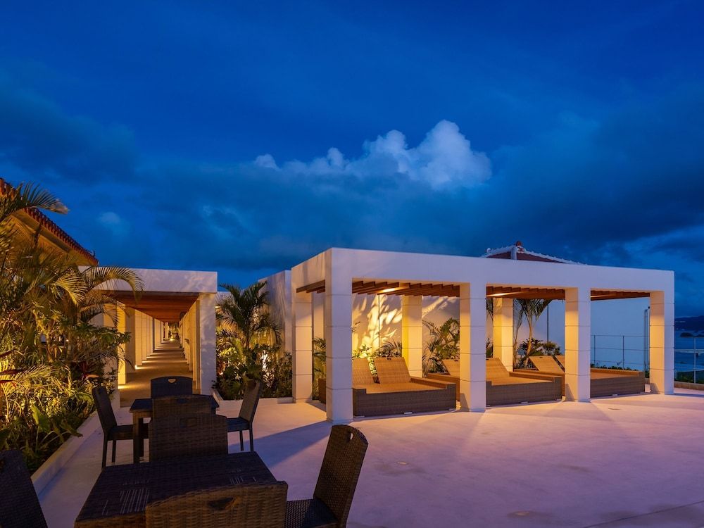 POOL VILLA KOURIJIMA by COLDIO