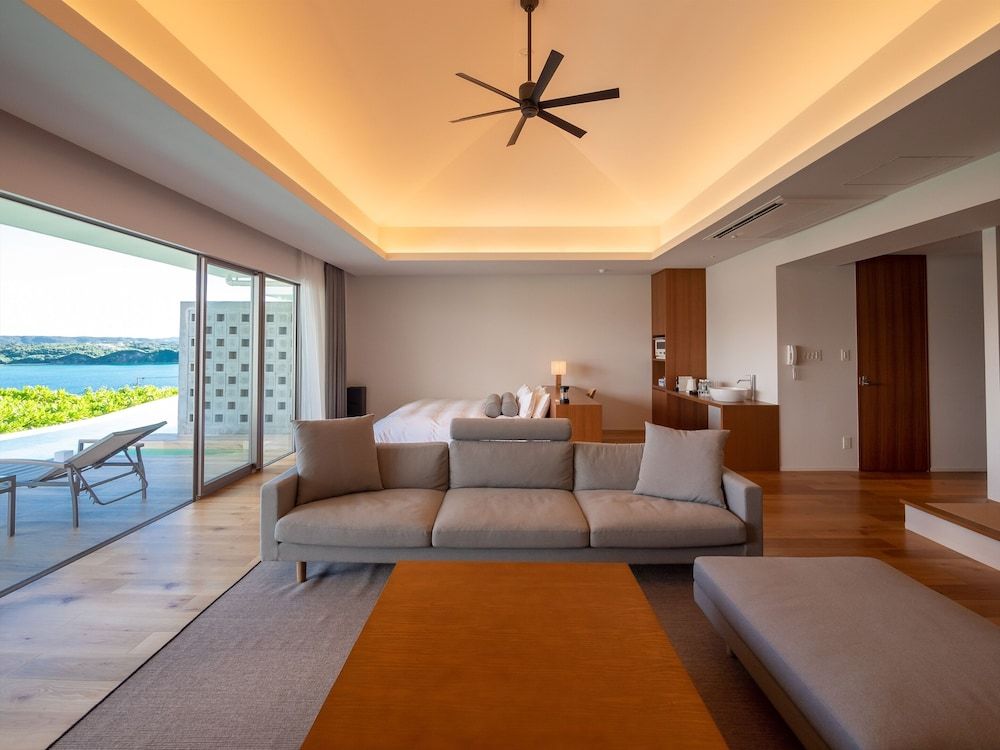 POOL VILLA KOURIJIMA by COLDIO