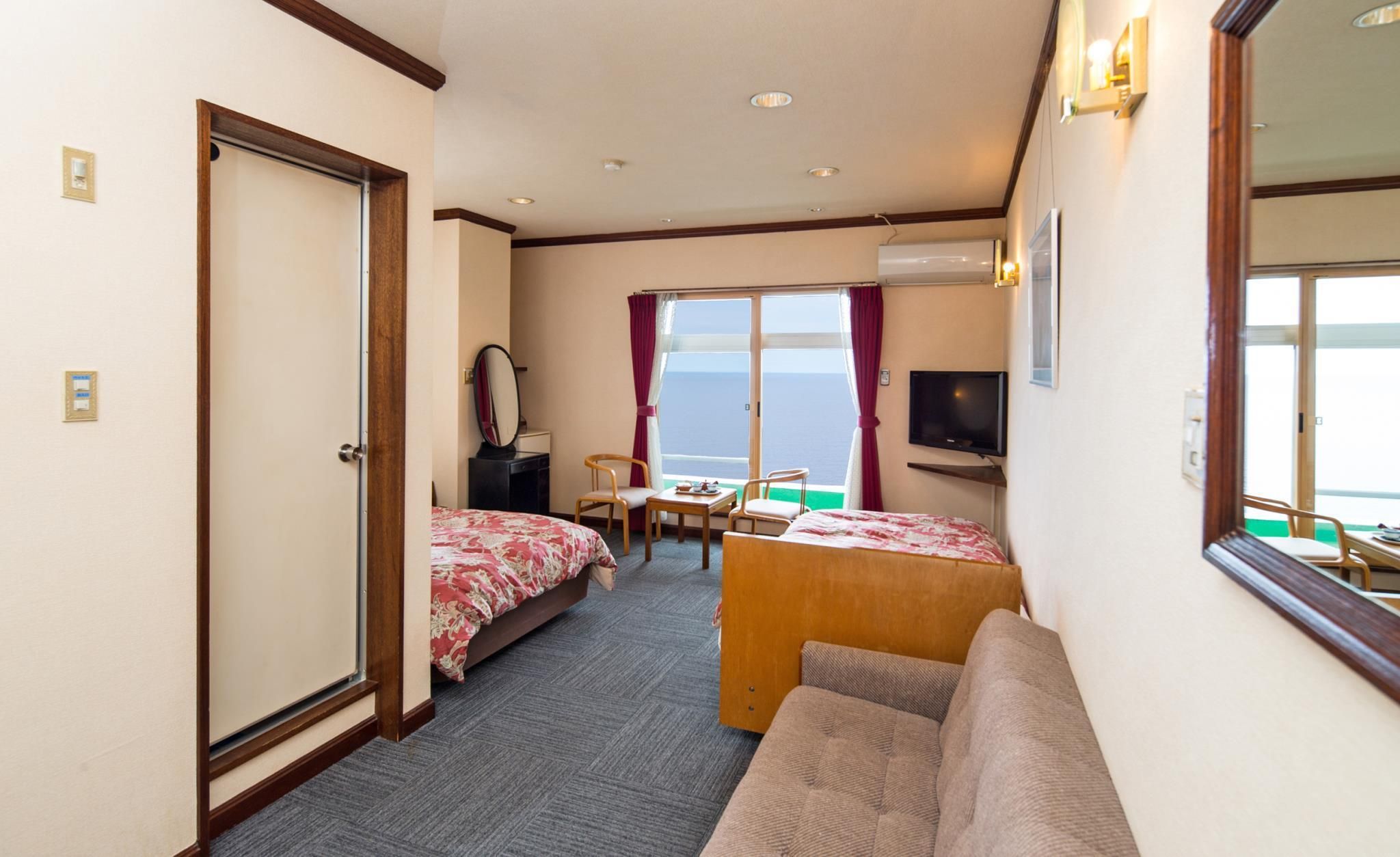 Ocean View Twin
