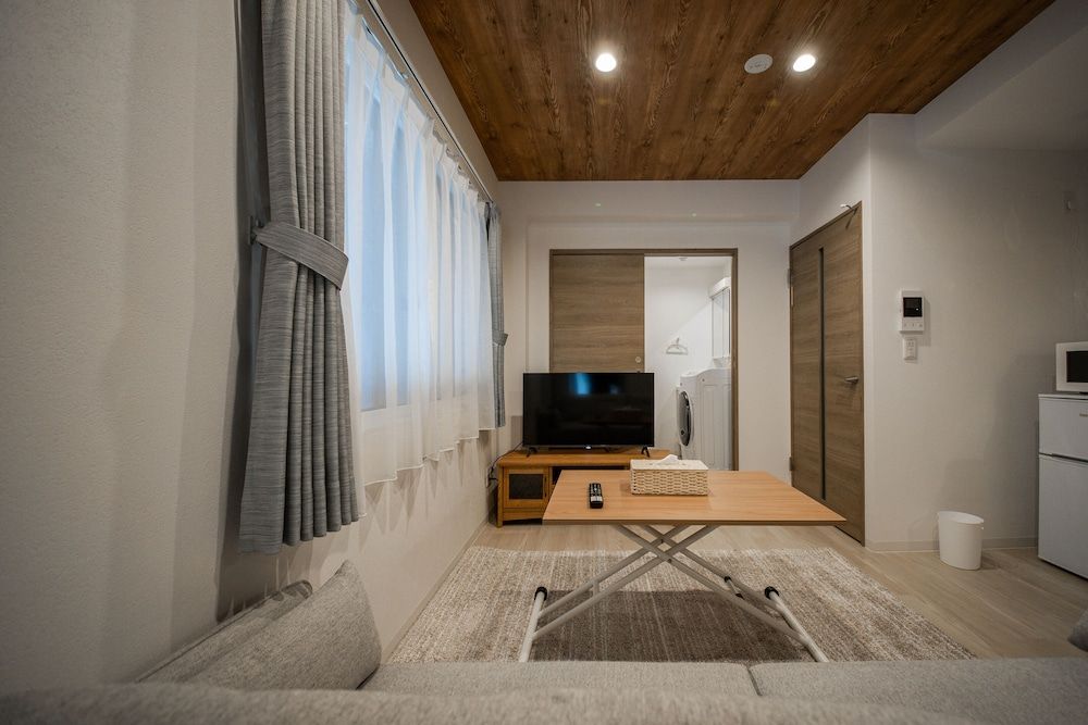 Astoria105 Basic Apartment 12