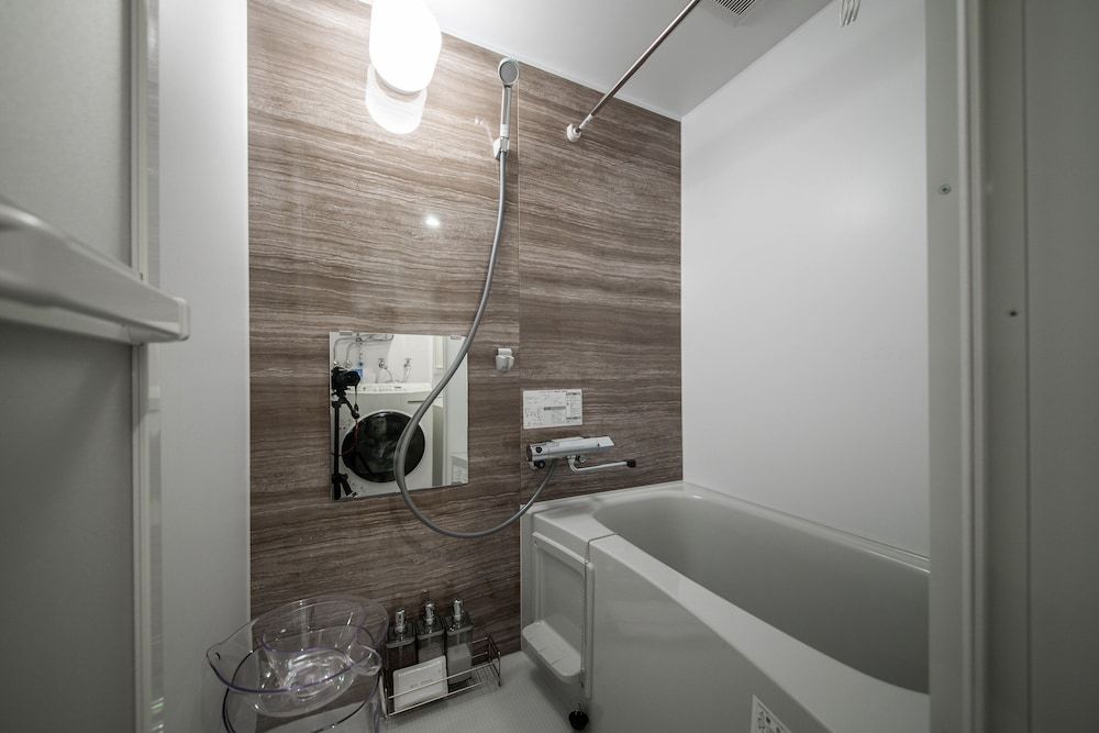 Astoria105 Basic Apartment 6