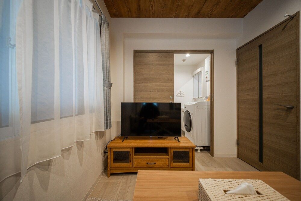 Astoria105 Basic Apartment 17