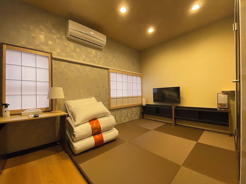 Standard Room, Japanese Futon, Non Smoking, Private Bathroom