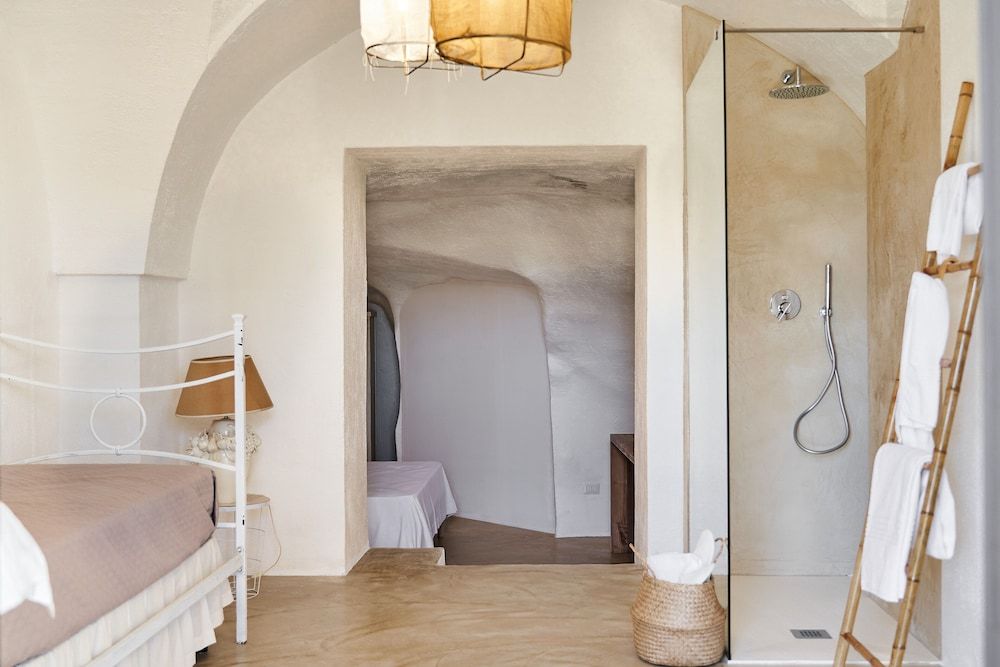 Il Trappetello Standard Triple Room, Pool View 3