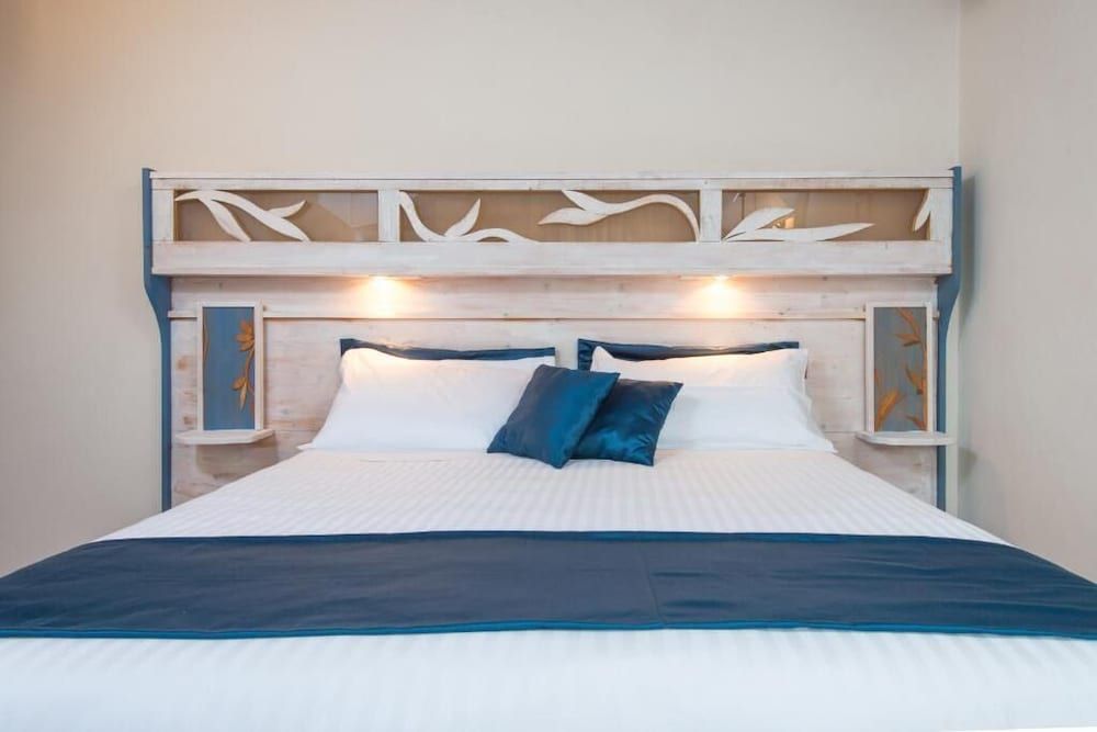 Double Room Single Use, Garden View