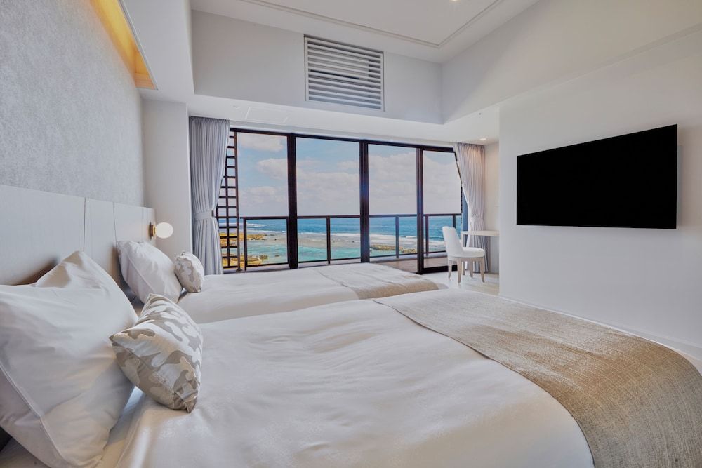 Premier Deluxe Suite, 2 Bedrooms, Non Smoking,Ocewn front (5-10floor)