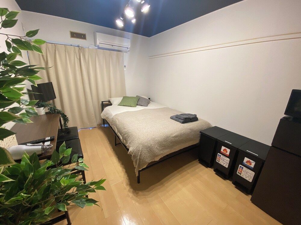 101 (2-person Accomodation), Non Smoking