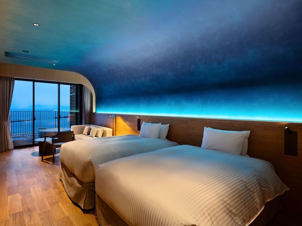 Premier Twin Room, Balcony, Ocean View (with Kobe Suma Sea World tickets)