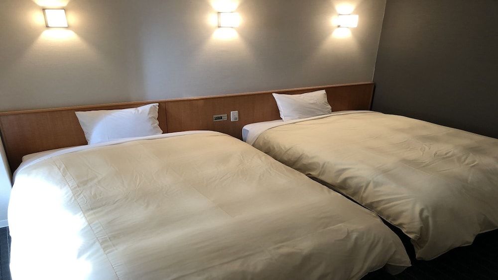 Basic Twin Room, Non Smoking
