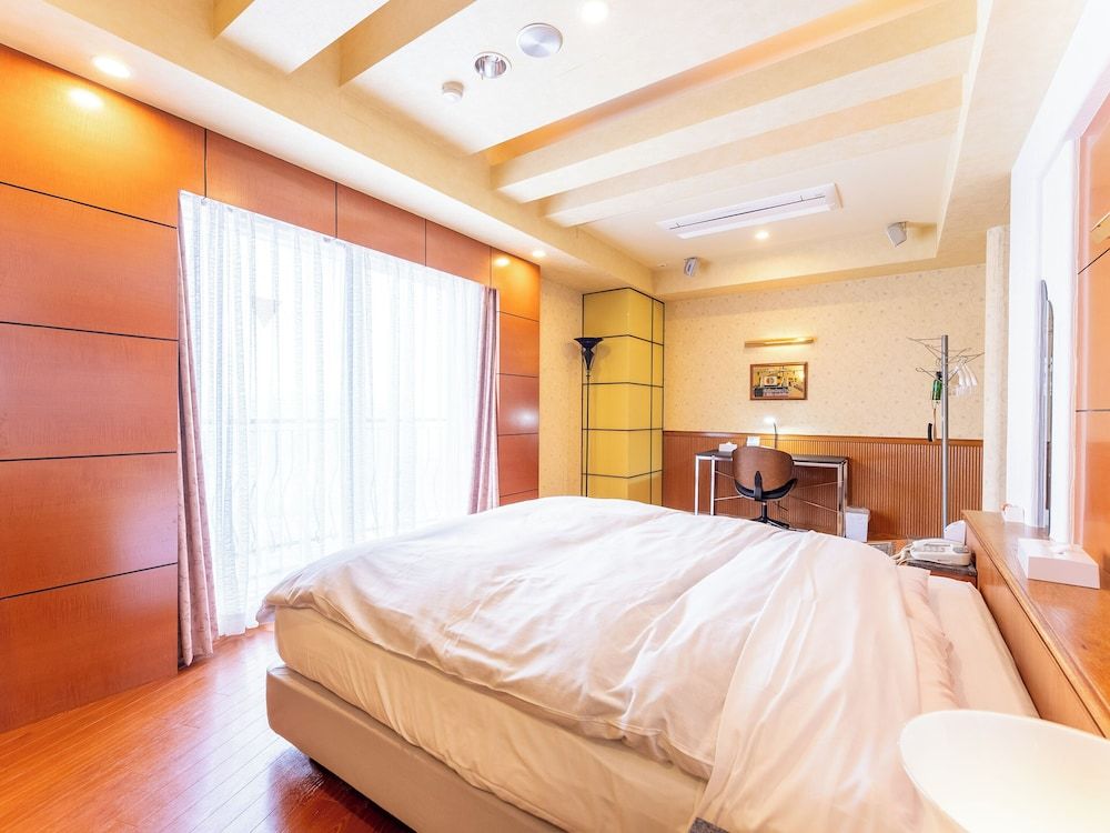 Queen Single Room, Non Smoking