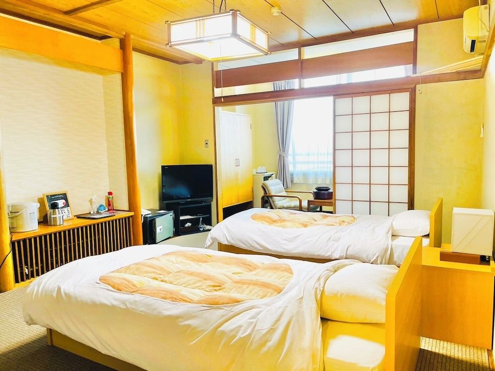 Classic Twin Room