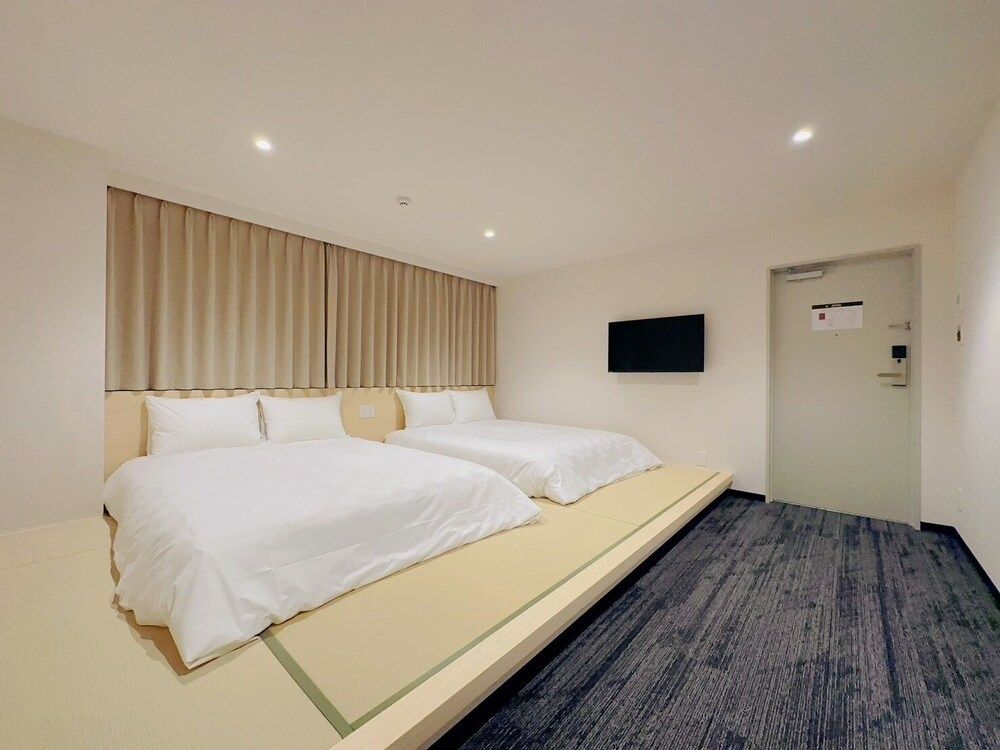 Family Twin Room