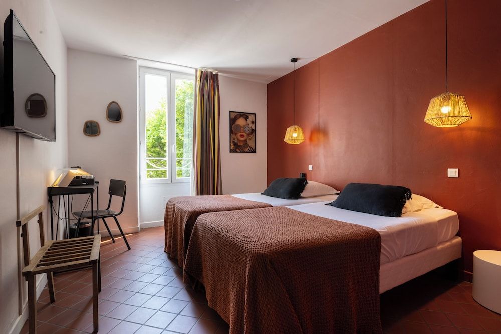 Standard Twin Room