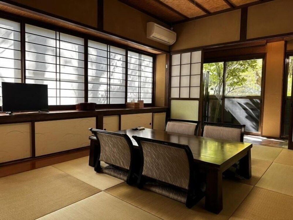 Basic Villa