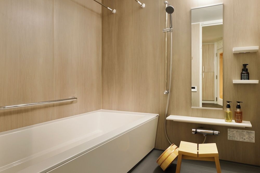 Minn Kitahiroshima Station East Executive Apartment, 2 Bedrooms, Sauna 4