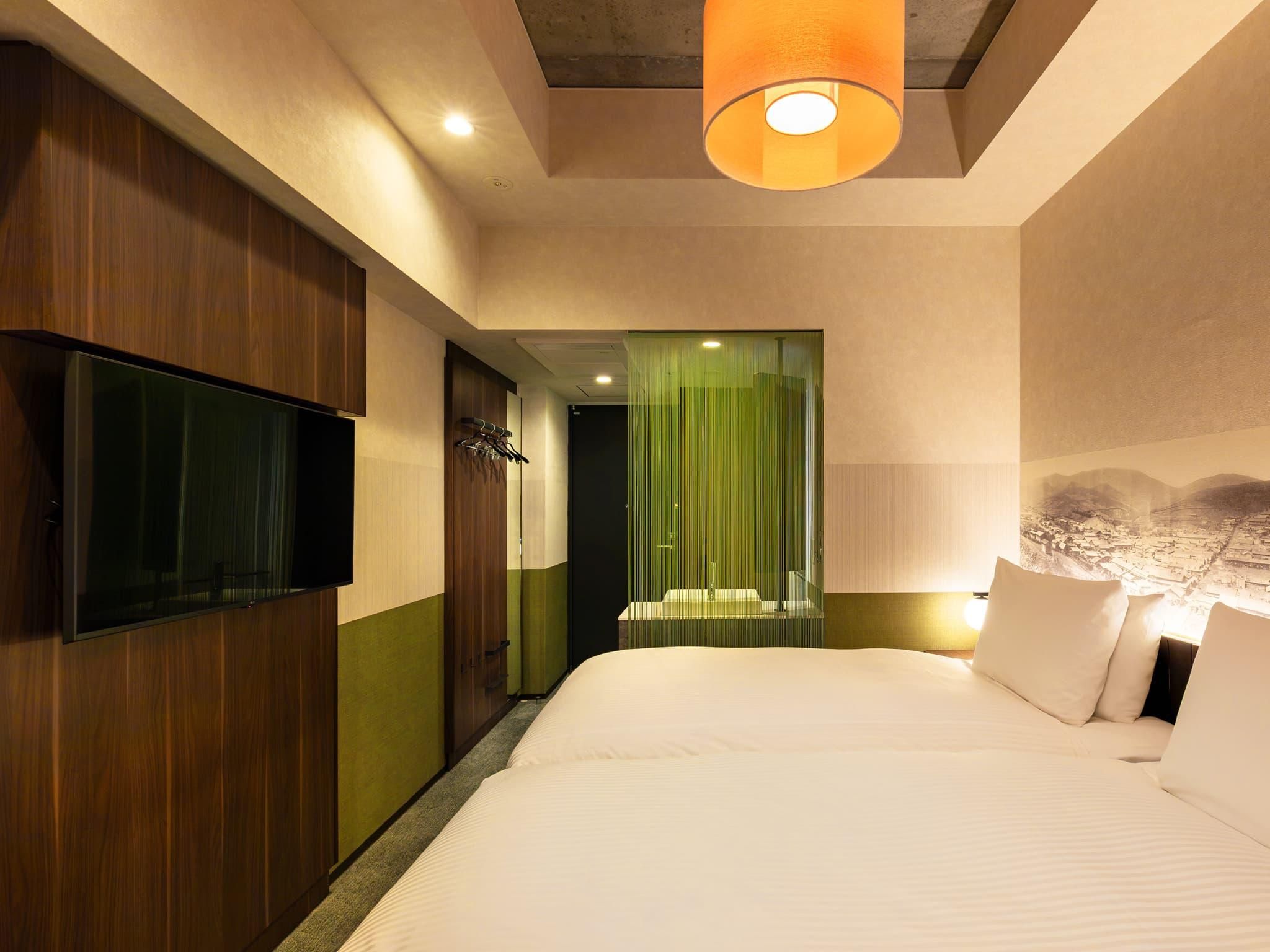 Hollywood Twin Room Non-Smoking