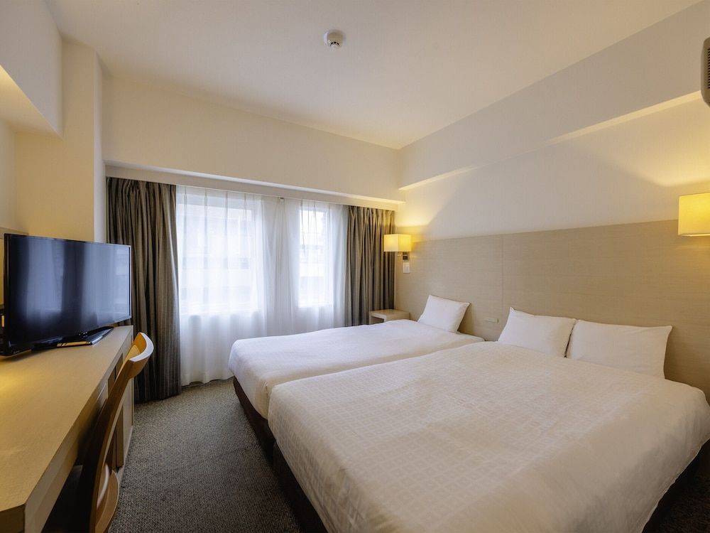 Standard Twin Room, Smoking