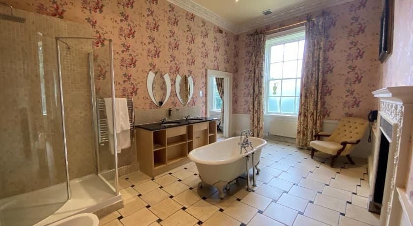 Colwick Hall Hotel Luxury Suite 8