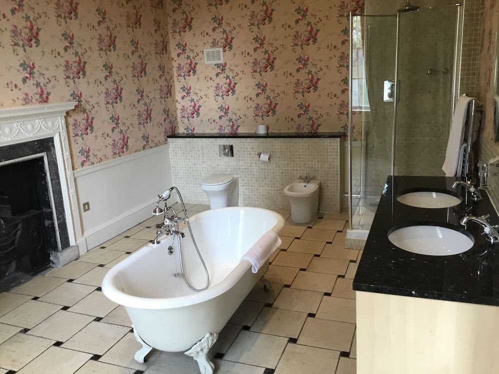 Colwick Hall Hotel Luxury Suite 9