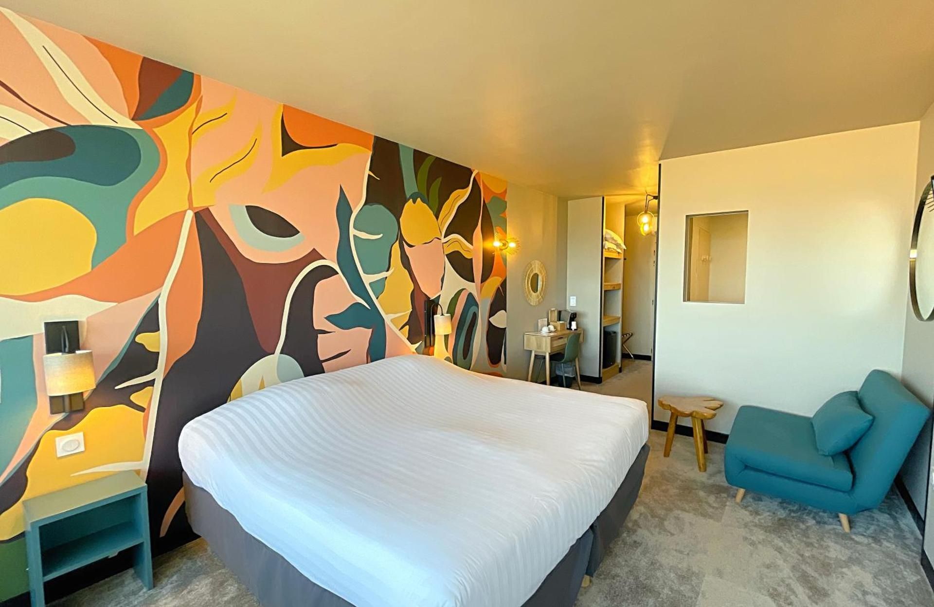 Deluxe Double Room with Side Sea View with terrace