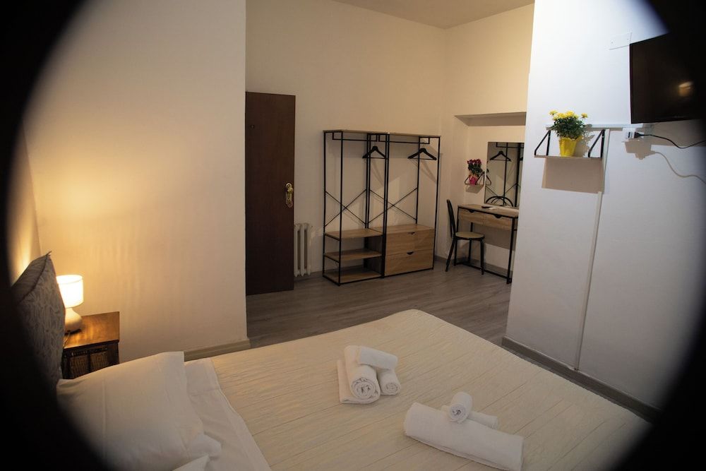 HOTEL ARISTON Classic Double or Twin Room 17