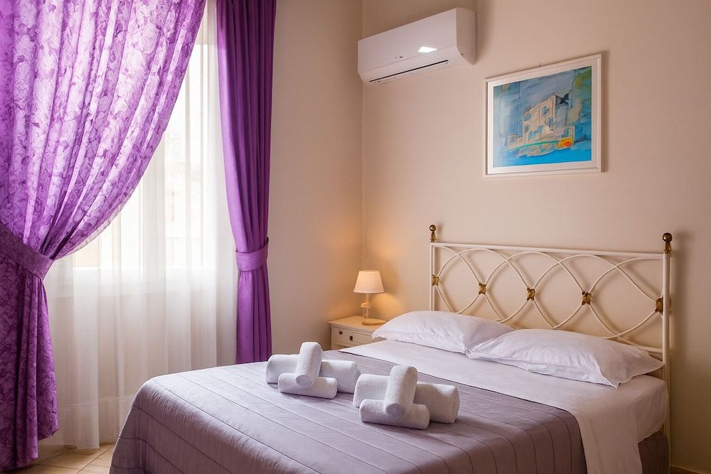 HOTEL ARISTON Classic Double or Twin Room 4