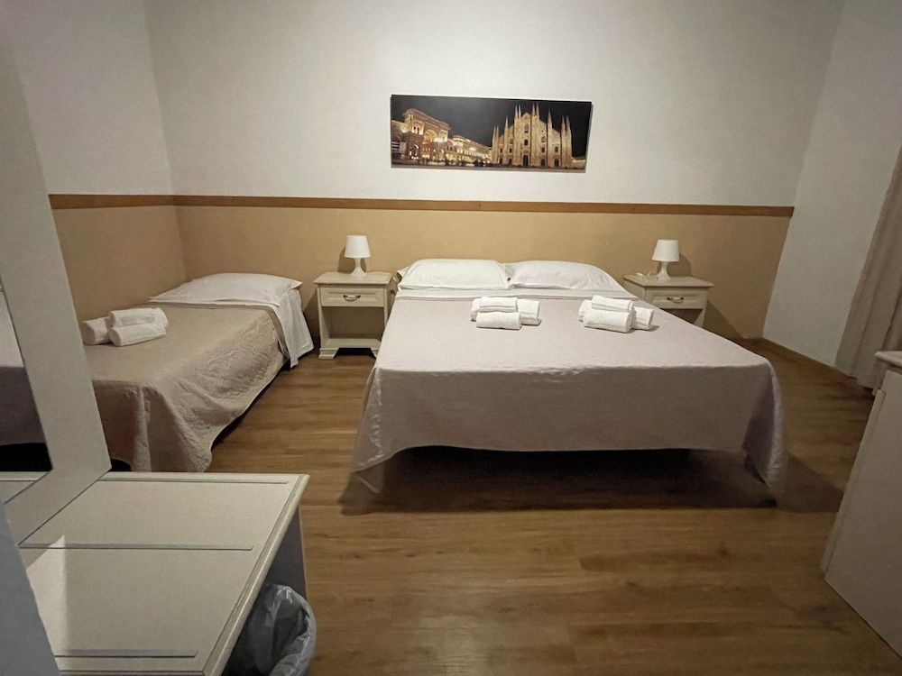 HOTEL ARISTON Classic Triple Room 6