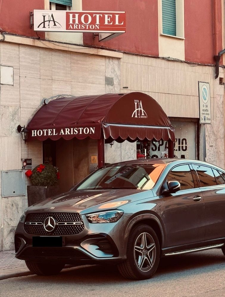 HOTEL ARISTON