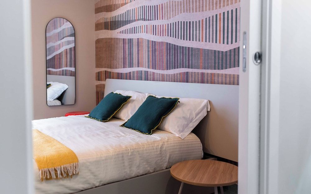 Opera Boutique Standard Double Room 7