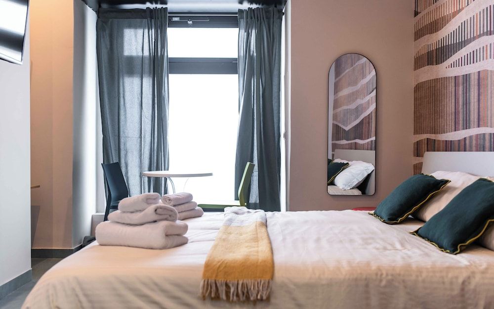 Opera Boutique Standard Double Room 5