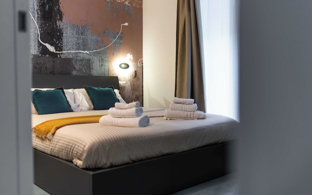 Opera Boutique Standard Double Room 2