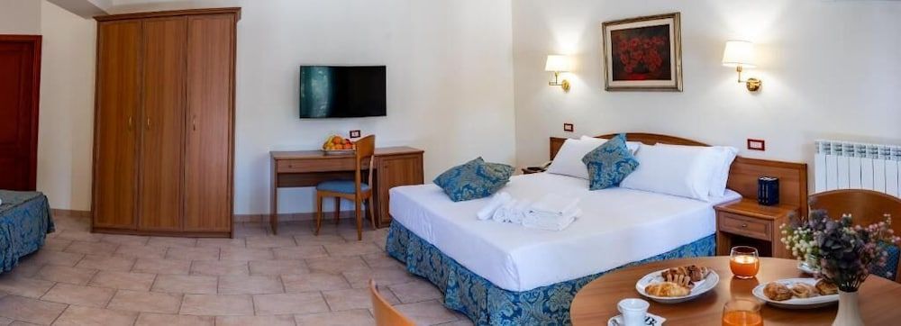 Hotel Bisanzio Resort Deluxe Room, Balcony 2