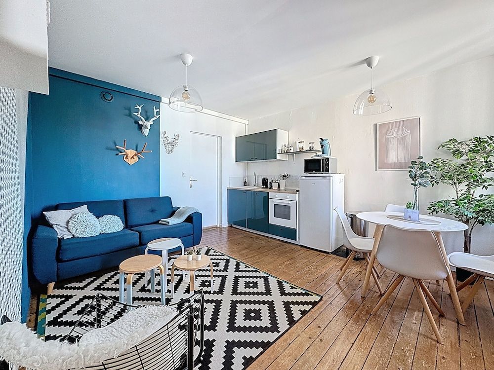 Sacrés Apparts Design Apartment, City View 9