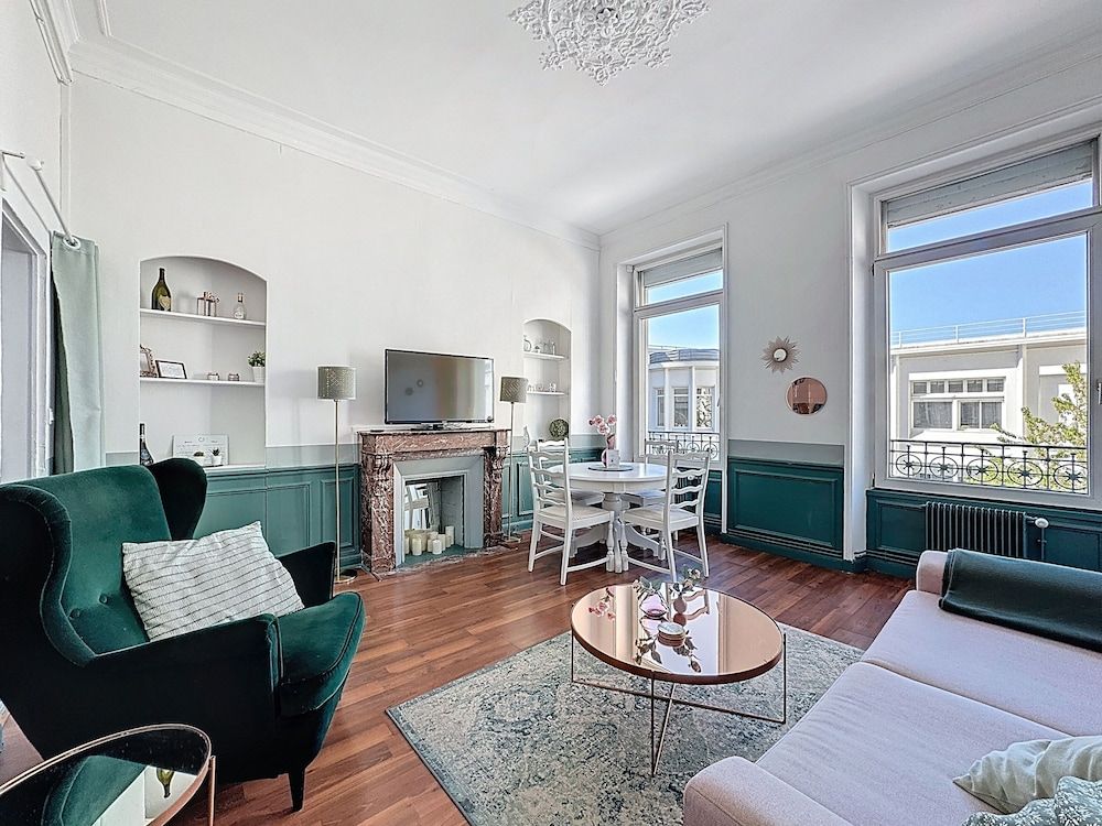 Sacrés Apparts Classic Apartment, City View 6