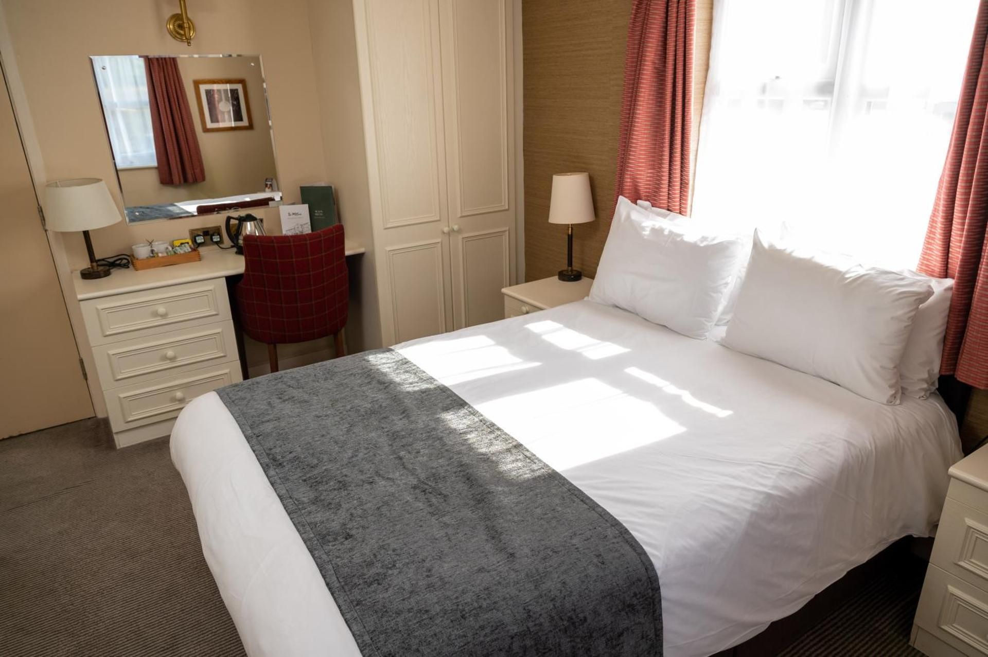 Millers Hotel by Greene King Inns Double Room 4