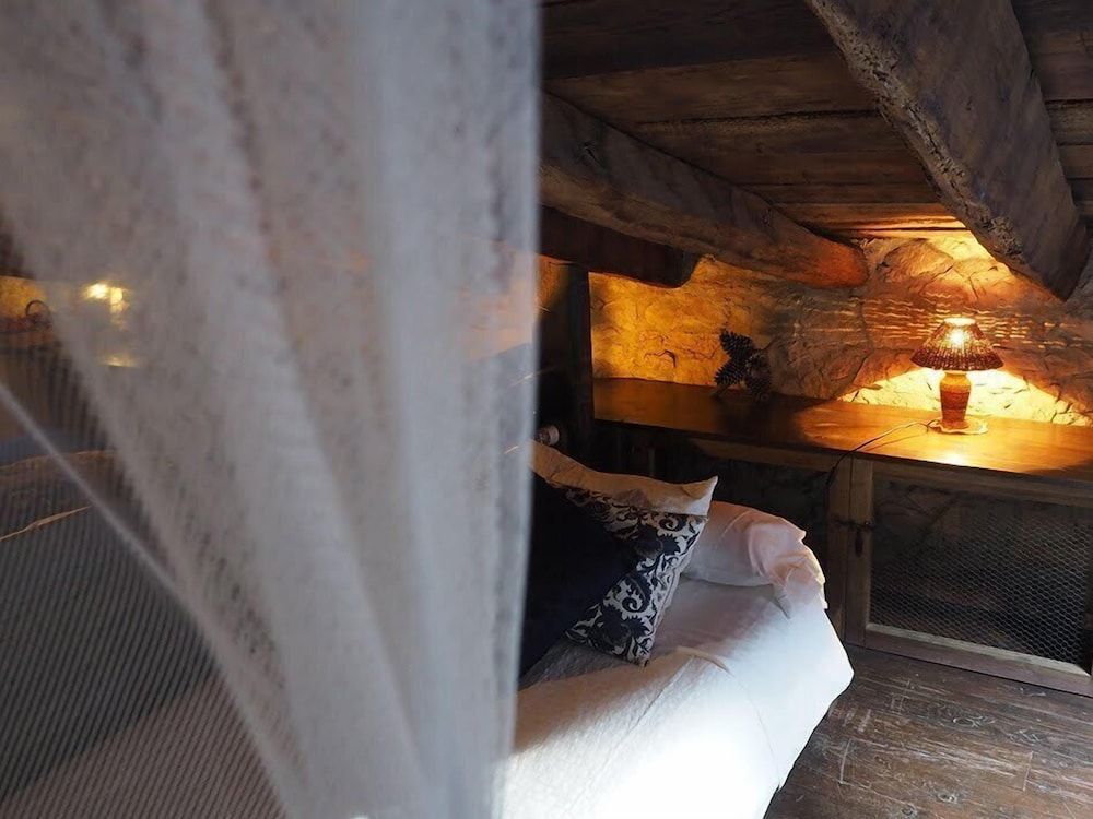 Mas Cal Sastre Cocou - Amarilla - Cuádruple con balcón 9