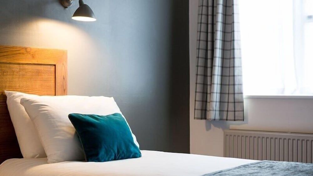 White Hart Hotel by Greene King Inns Single Room 3