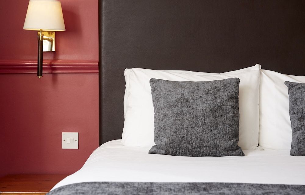 Dog House by Greene King Inns Double Room 9