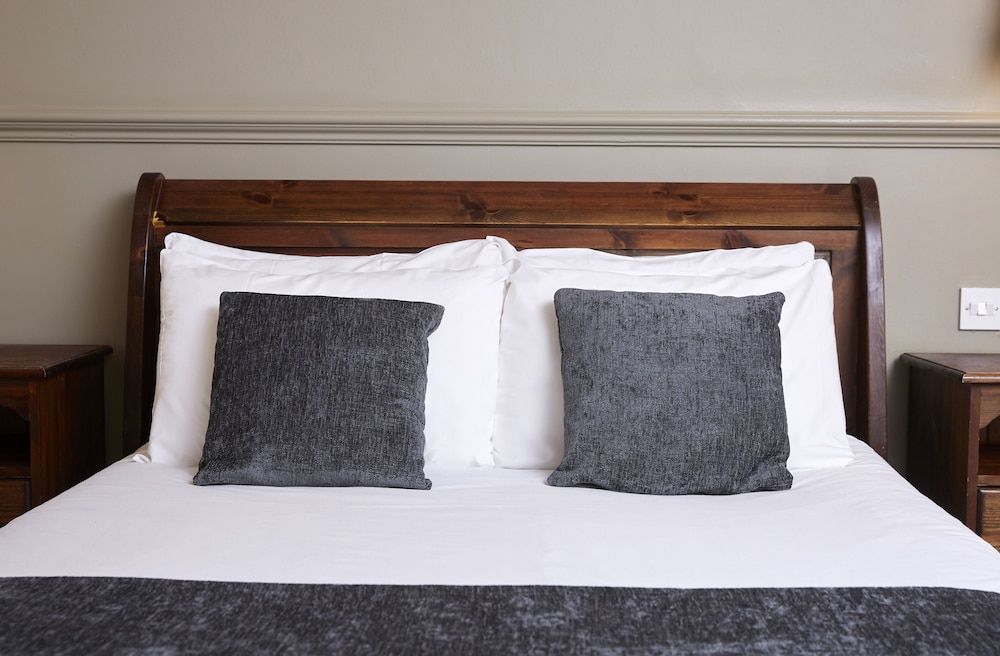 Dog House by Greene King Inns Double Room 6