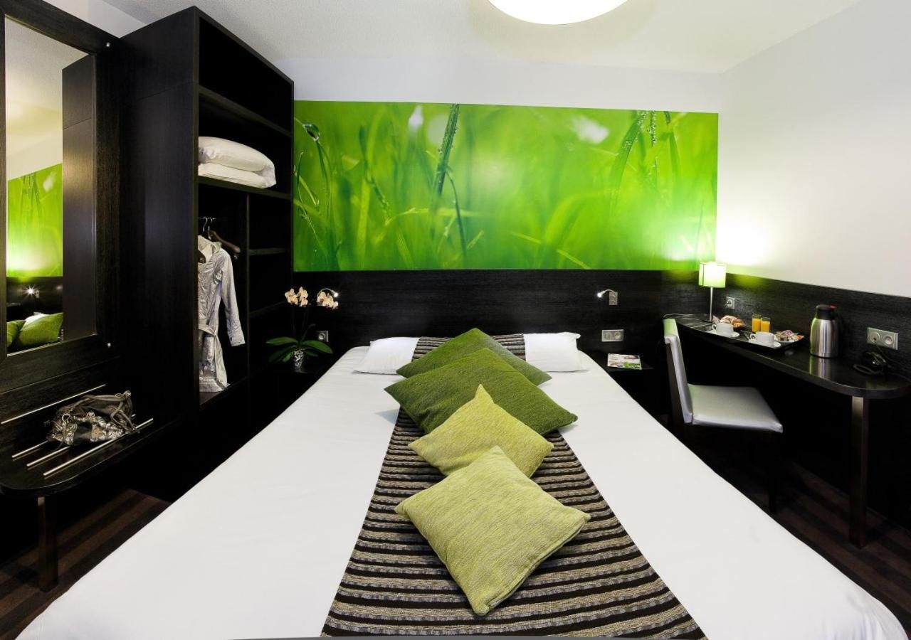 Double Room with Mountain View