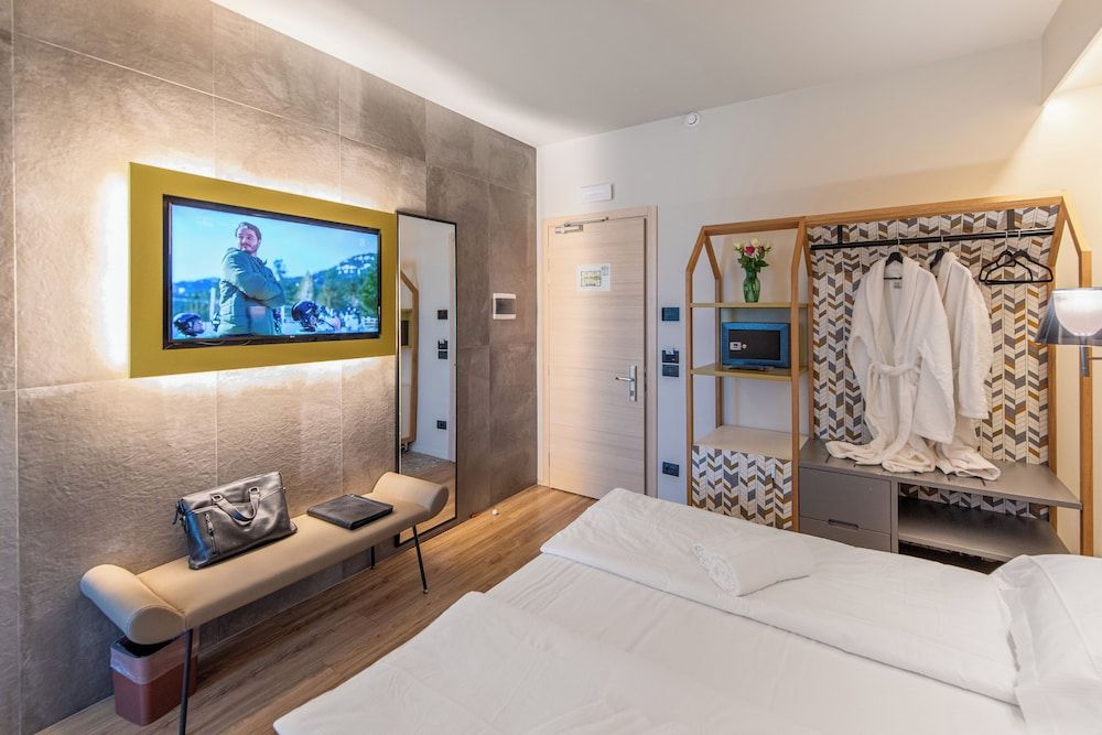 Ile Hotel Junior Suite Doppia con doccia a vista