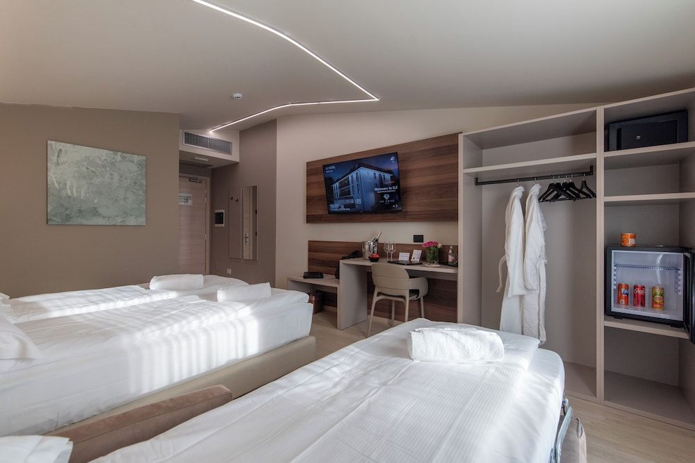 Ile Hotel Junior Suite Tripla con terrazzo 2