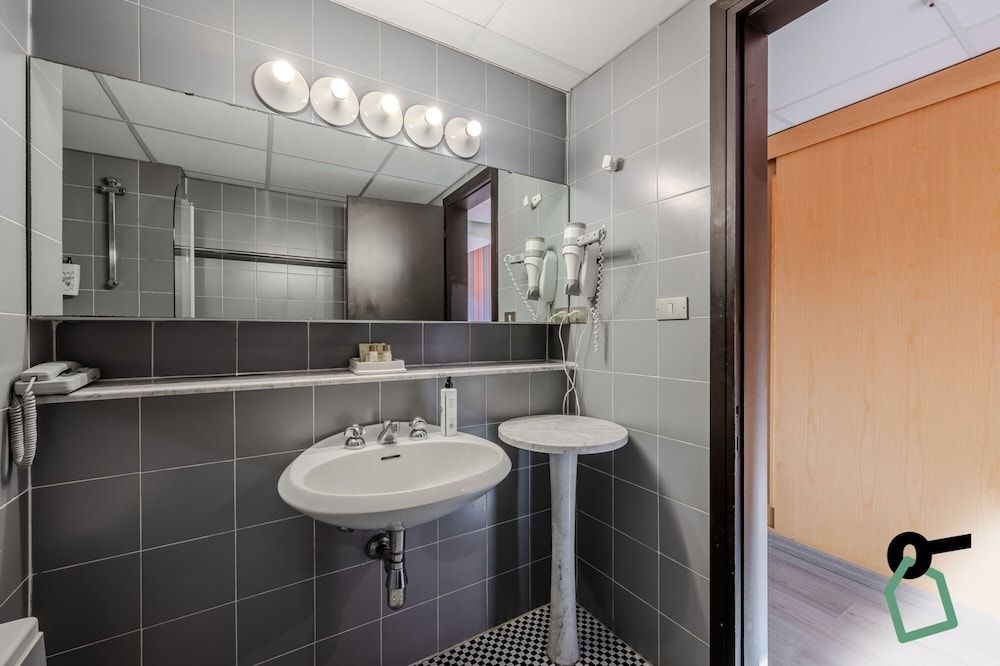 Hotiday Room Collection - Sarzana Standard Double Room 8